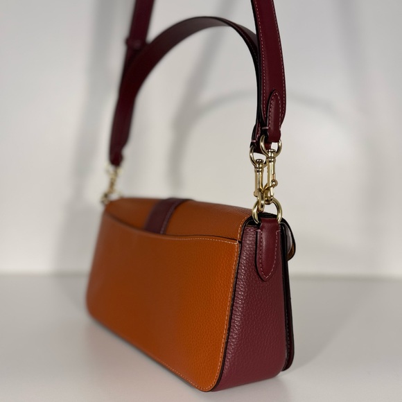 COACH Georgie Shoulder Bag Elegant Two-Tone Leather - Picture 4 of 14
